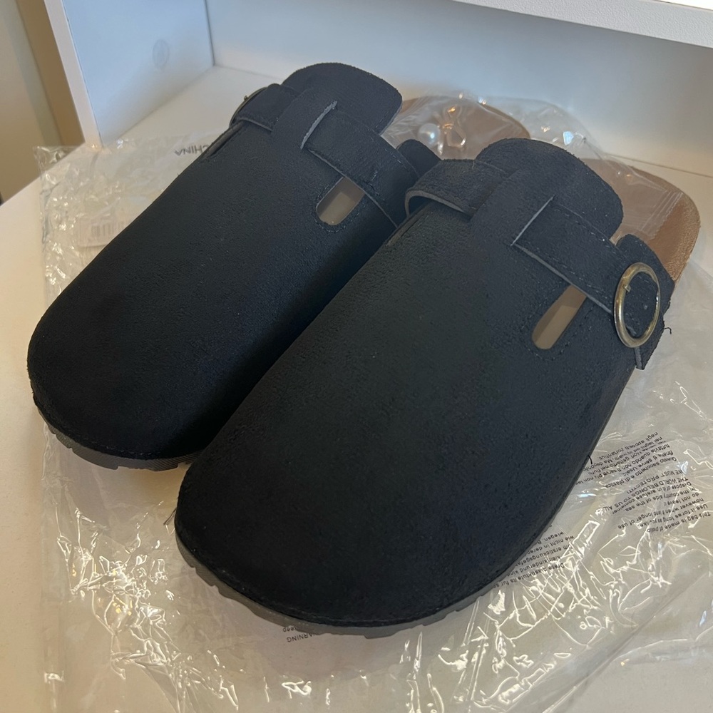 Elegant Black Women's Clog Slip On Shoes - Picture 4 of 9